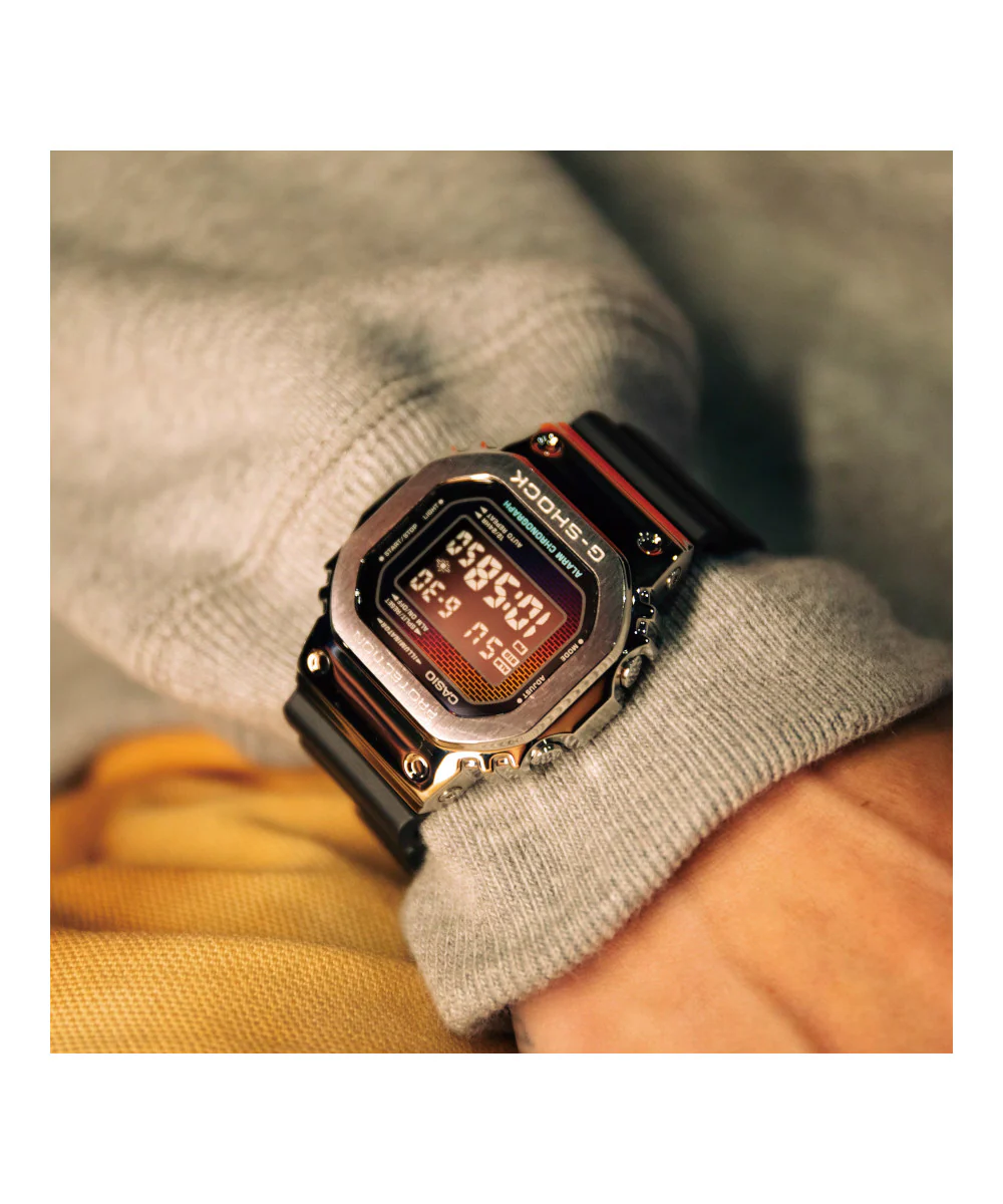 RELOJ CASIO G-SHOCK GM-5600RW-1DR- NEGRO - Image 2