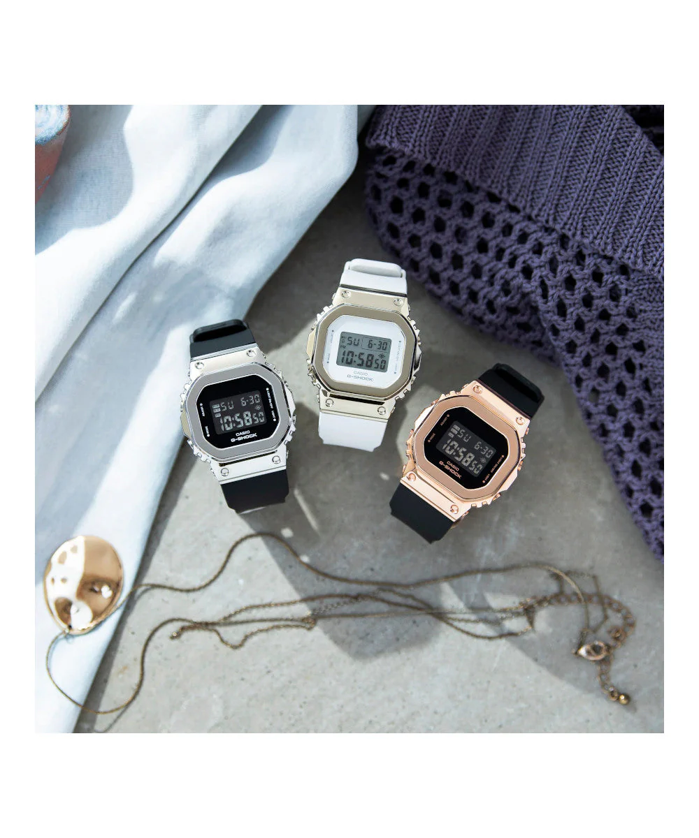 RELOJ PARA MUJER CASIO G-SHOCK  GM-S5600SK-7DR -GRIS - Image 3