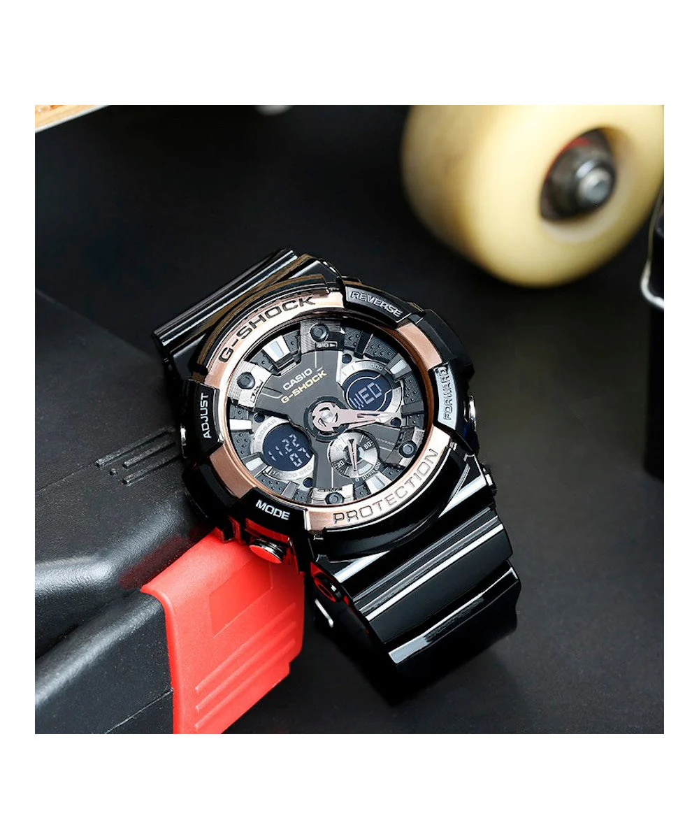 RELOJ CASIO G-SHOCK GA-200SH-8ADR- PLATEADO - Image 2